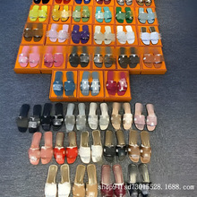 ���Q�߰汾H�ҕr�аٴ�ƽ��һ����ЬŮ�ĘO��ɳ��ܛ�װ���Ь����