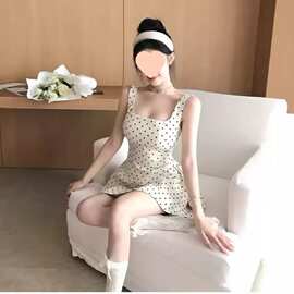 小个子法式波点吊带连衣裙子女夏季2026新款气质绝美a字蓬蓬短裙