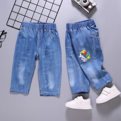 Boys' denim shorts summer clothing, mid-length pants, new style children's capri pants, summer mid-to-late childhood casual pants, hot pants.