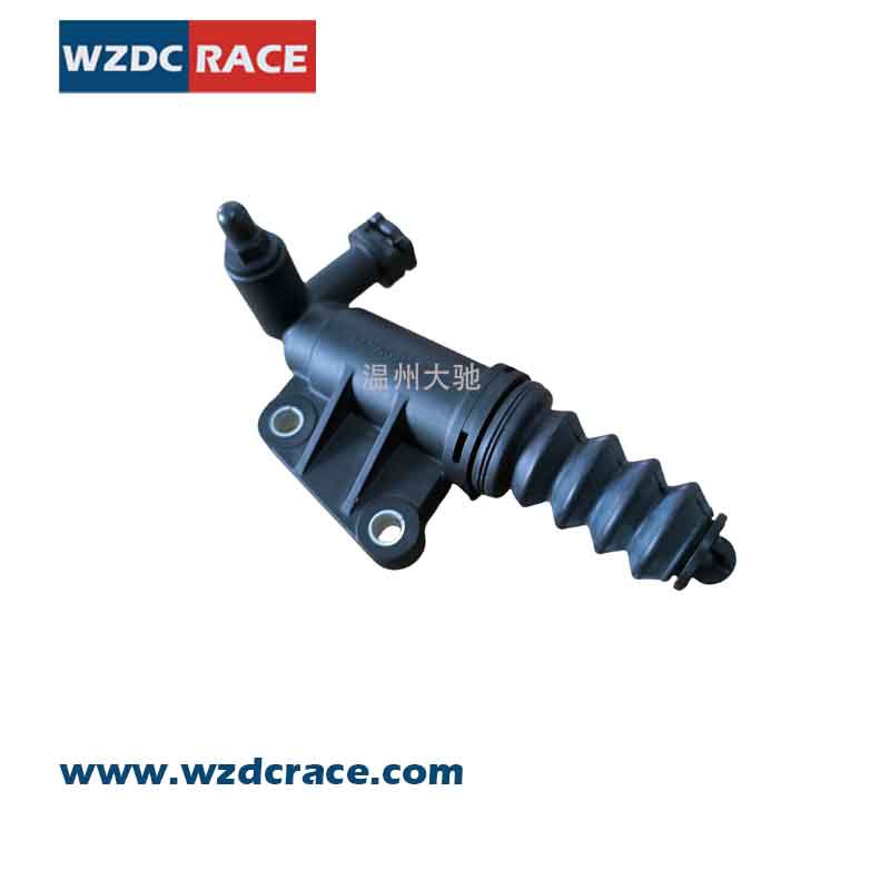 Embrague de plástico bomba de freno para SUZUKI SWIFT 23820-68L00 piezas de automóviles