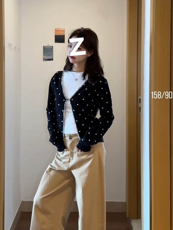 韩系波点软糯开衫毛衣外套女春秋小个子外搭显瘦黑色短款针织上衣|undefined