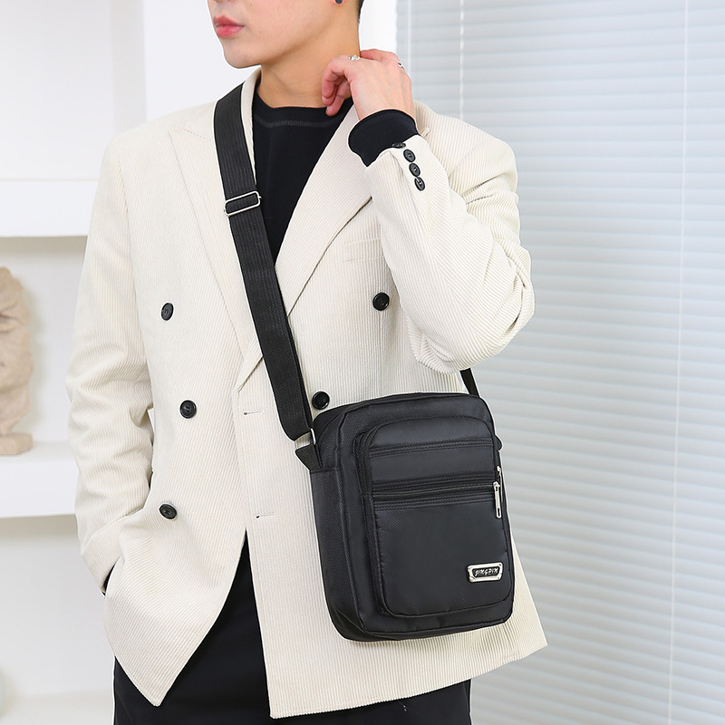 2024 nuevo bolso de hombro de negocios para hombres bolso de hombro de moda simple bolso de horno inclinado bolso al por mayor