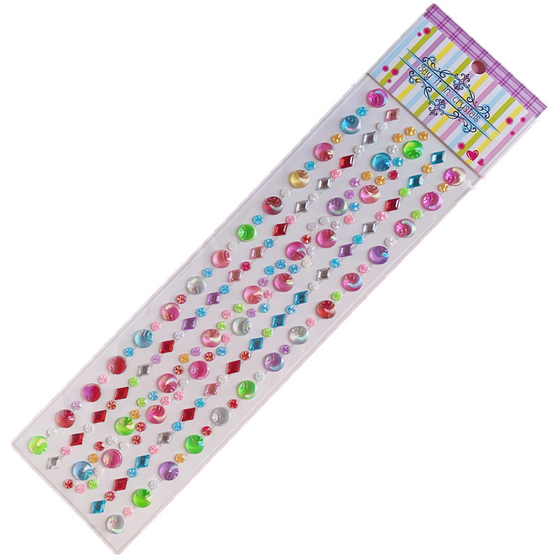子供のドリルはアクリルdiy水晶装飾を貼って愛の宝石を貼ってダイヤモンドの色のドリルを貼って丸い点の立体を貼ります。|undefined