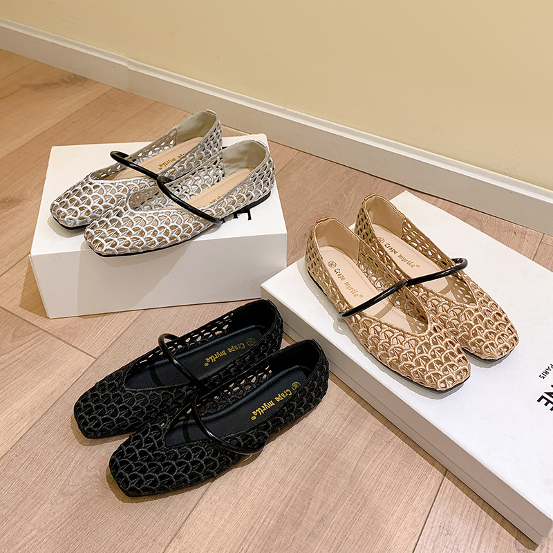 Nuevo estilo para vacaciones en París~ Zapatos de mujer con punta cuadrada, estilo francés, con tiras tejidas, versátiles, de suela suave y boca poco profunda.