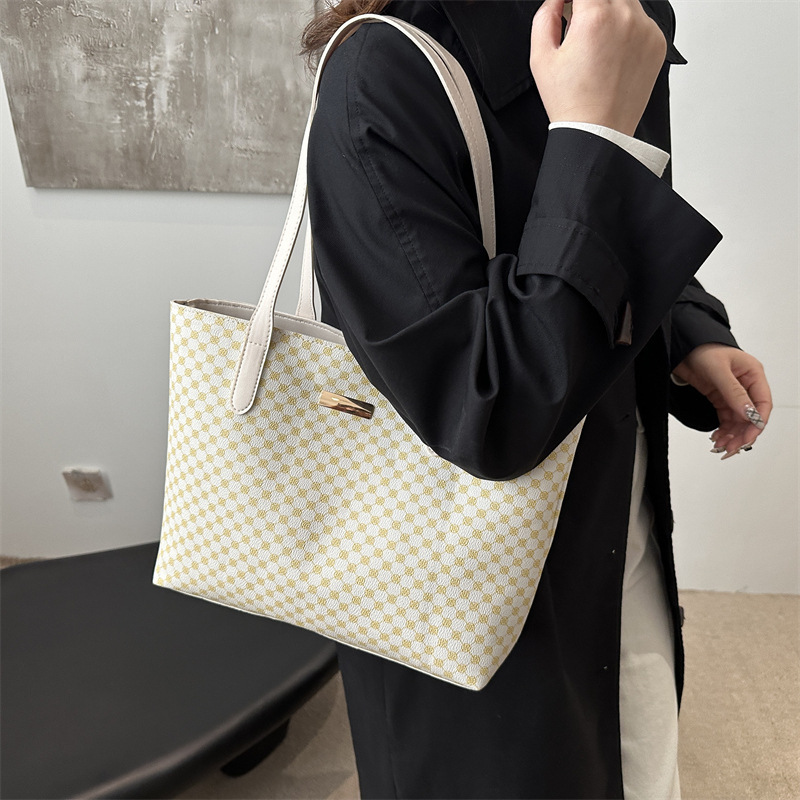大容量トートバッグ2025春新作puプリント女性カバンショルダーバッグレトロハンドバッグ脇下カバンレディース|undefined