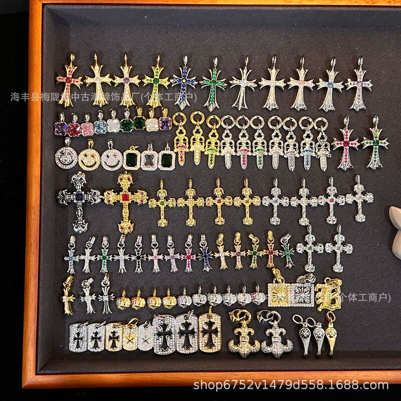 Crow Heart Classic Retro Cross Flame Sugar Cube Jewelry Pendant Collection Picture Necklace for DIY Customization