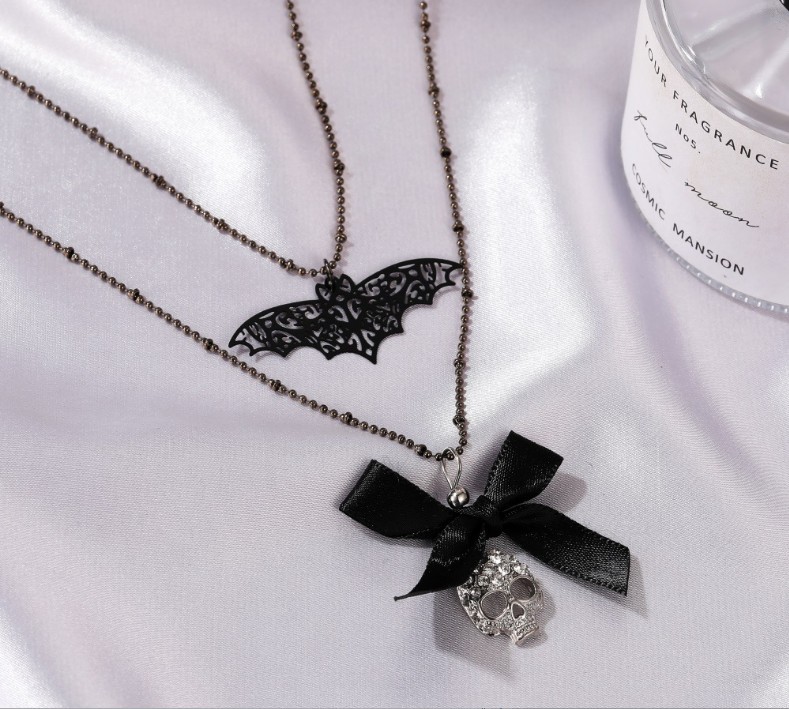 Fashion Bow Knot Alloy Inlay Rhinestones Womenu0027S Layered Necklaces