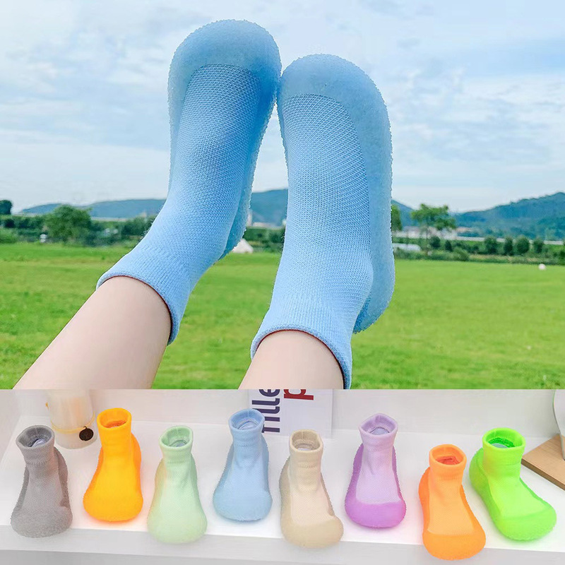 Multi-functional sports socks wholesale baby wear-resistant non-slip socks running luminous color children's shoes beach shoes Multi-functional sports socks wholesale baby wear-resistant non-slip socks running luminous color children's shoes beach shoes