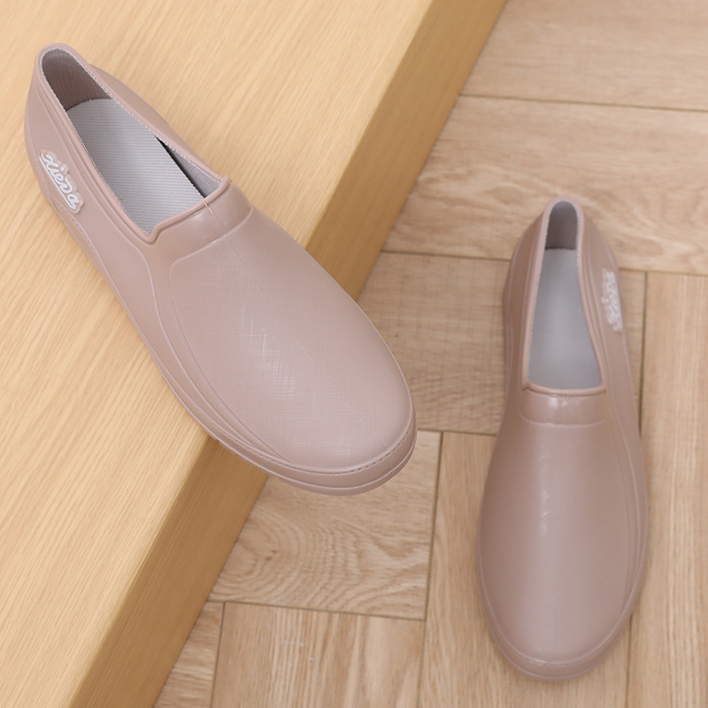 카키색 신발(한 사이즈 크게 선택해주세요)