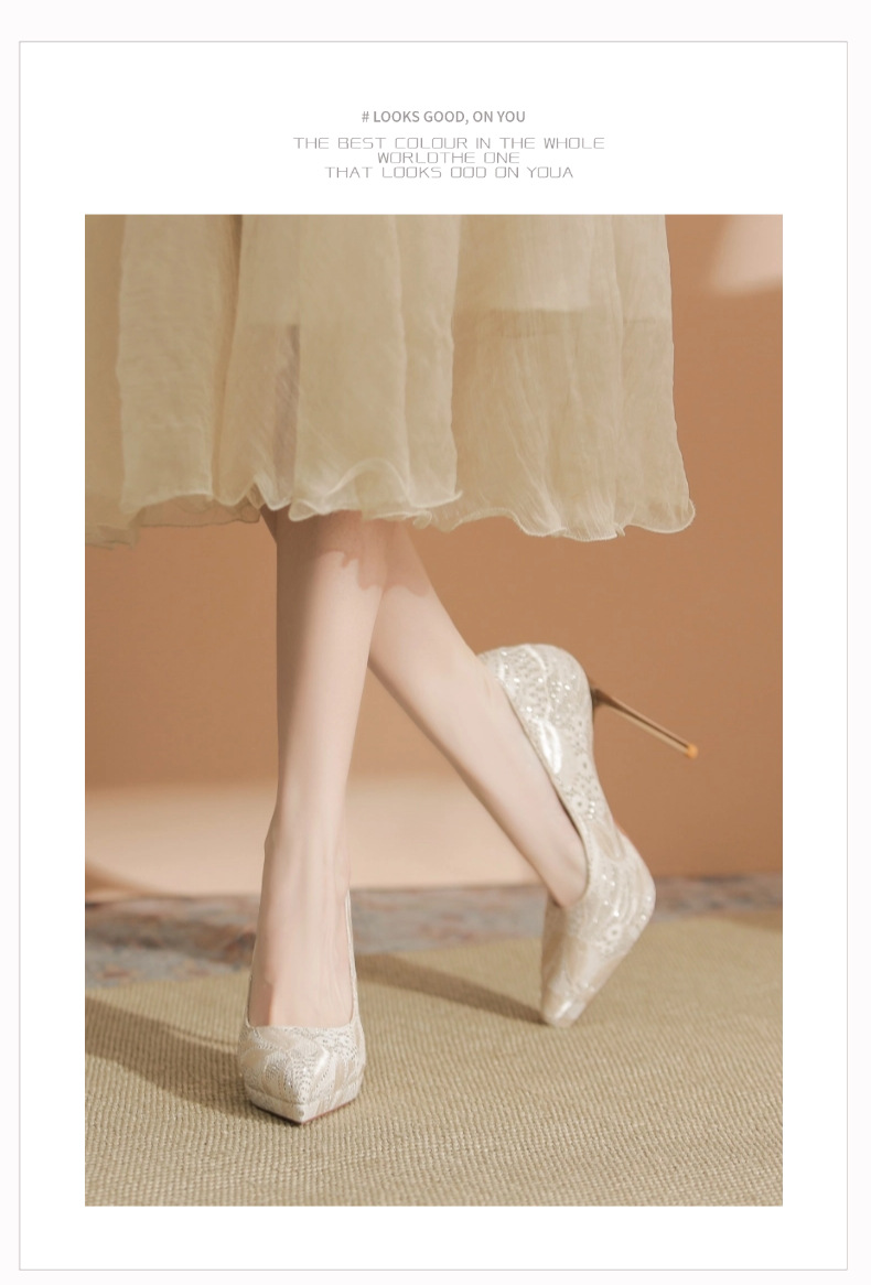 Voděodolné lodičky na platformě se štrasem na svatbu_voghion.com