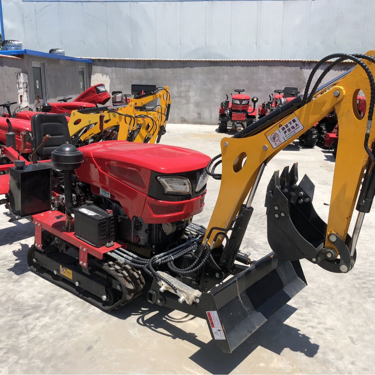 Tractor de orugas multifuncional para invernadero de micro-cultivador agrícola para zanja de fertilización, agua y sequía y arado rotativo de orugas