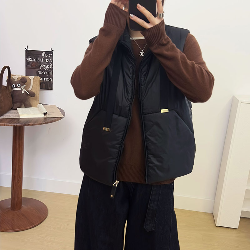 2025 New Autumn and Winter Women's Elegant Versatile Lightweight Stand-Up Collar Zipper White Duck down Vest Winter Jacket 2025 New Autumn and Winter Women's Elegant Versatile Lightweight Stand-Up Collar Zipper White Duck down Vest Winter Jacket