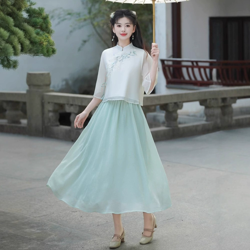 Китайская республика темпераментная женская ретро-вышитая китайская одежда