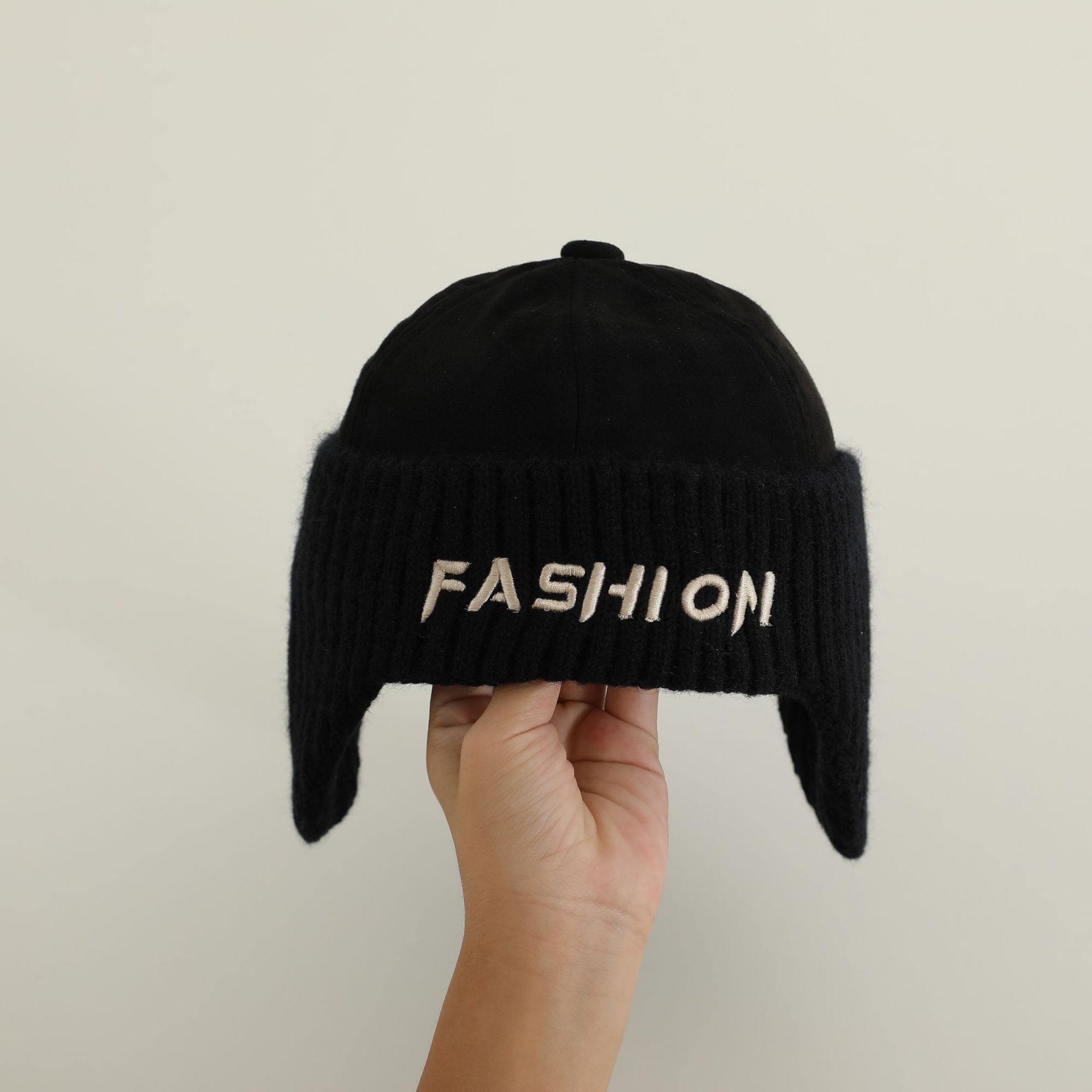 Sombreros infantiles otoño-invierno letras bordadas orejas sombreros para bebés de otoño lindo super lindo sombrero de punto extranjero