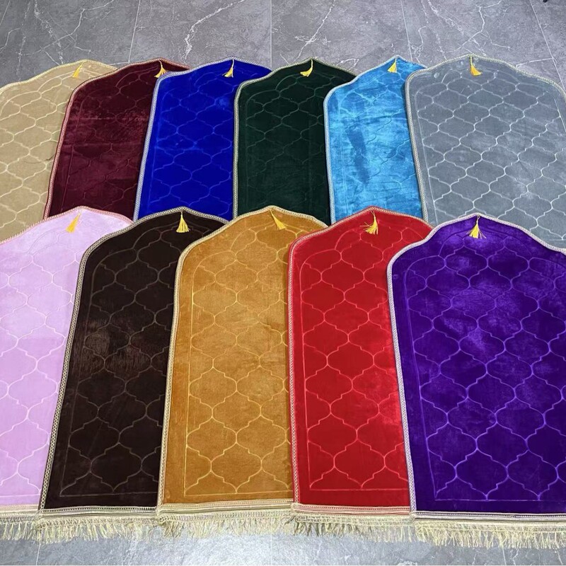 Cross-Border Thick Raschel Prayer Rug for Home Use, Non-Slip, Foldable, Embossed Prayer Mat Cross-Border Thick Raschel Prayer Rug for Home Use, Non-Slip, Foldable, Embossed Prayer Mat