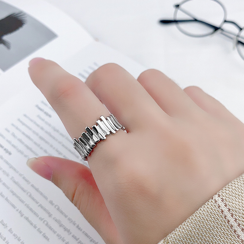 Korean Style Ins SpecialInterest Design Geometric Ring Fashion Irregular Lines Versatile Switchable Index Finger Ring Womenpicture17