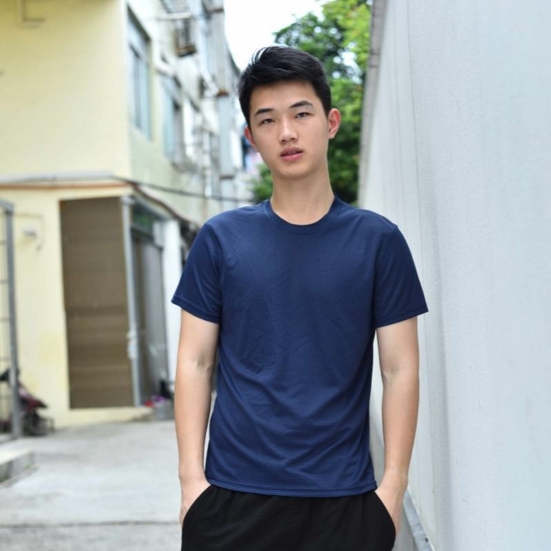 Quick-dry Breathable Fabric Men's Short Sleeve T-shirt Breathable Lightweight Men's Top Running Sportswear