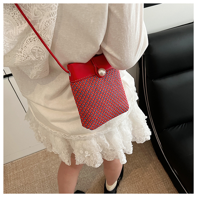 Retro patchwork woven mobile phone bag for women 2025 new summer fashion commuting single-shoulder crossbody pearl bucket bag undefined
