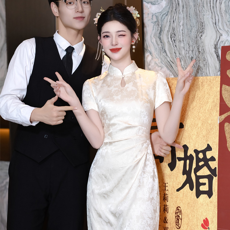 New Chinese Champagne Color Daily Cheongsam Toast Dress for Bride Small dress License Registration Women's Engagement Dress