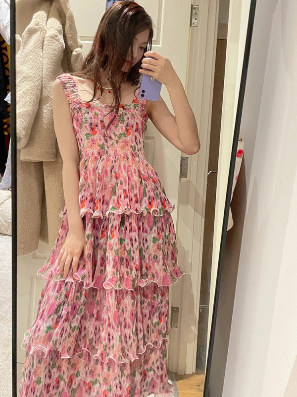 Yang's Same Style Floral Elastic Gathered Mid-Length Suspender Dress Women's Beach Vacation Cake Skirt Short Sleeves Yang's Same Style Floral Elastic Gathered Mid-Length Suspender Dress Women's Beach Vacation Cake Skirt Short Sleeves