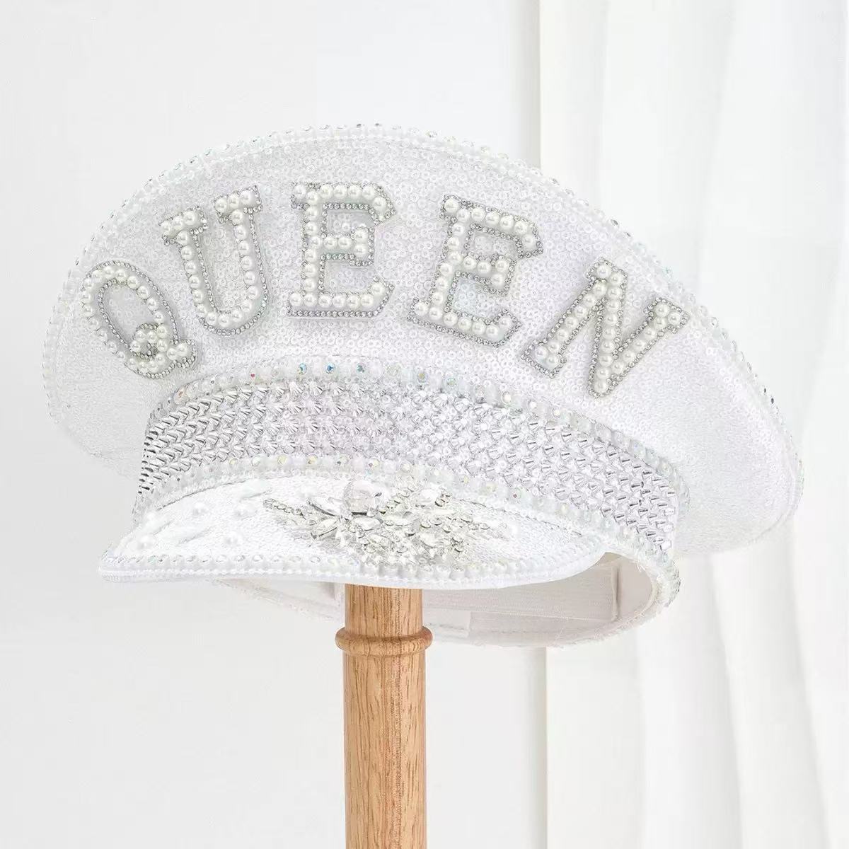 흰색=QUEEN