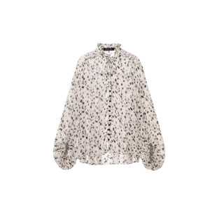 �羳��Ʒ2025�W���LŮ�b���Q���lZR�F؛����ϵ�в��c�r��