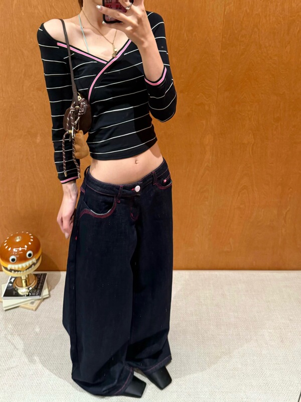 美式复古辣妹风交叉v领T恤女早秋薄款收腰撞色大领口短款中袖上衣|undefined