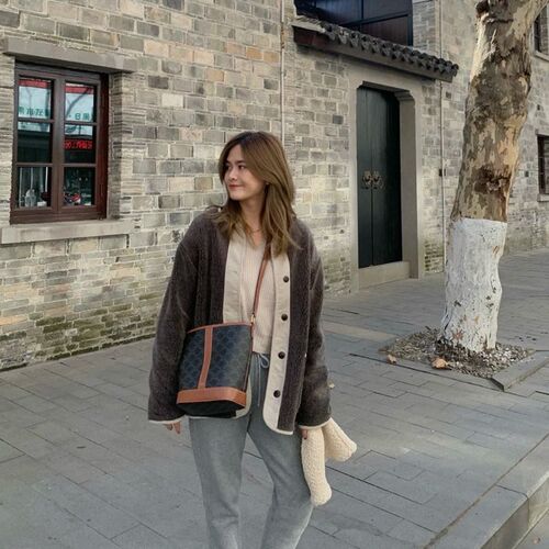 Arc de Triomphe genuine leather bucket bag for women  new commuter simple high-end niche single shoulder crossbody bag