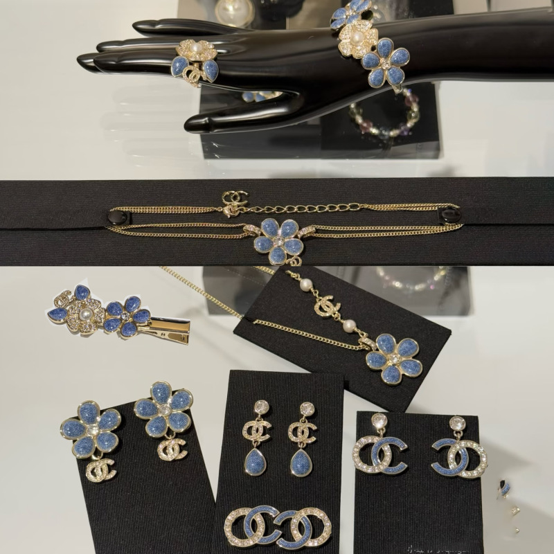 Chanel Double C High-End Version 26C Denim Blue Flower Necklace Women's Chanel Luxury Fashion Earrings and Jewelry Set Cross-Border Chanel Double C High-End Version 26C Denim Blue Flower Necklace Women's Chanel Luxury Fashion Earrings and Jewelry Set Cross-Border