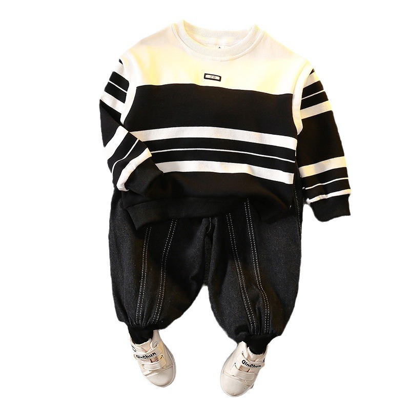 6084 traje de niño 2024 nueva ropa de primavera y otoño bebé ropa de moda roja neta suéter de otoño para niños de dos piezas