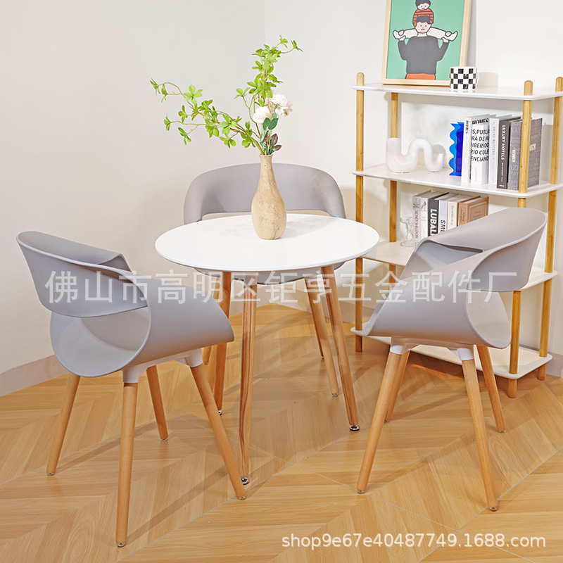 Escritorios y sillas creativos simples, sillas de comedor de plástico, sillas de ocio, sillas de café, mesas y sillas de negociación de oficina en casa, combinación