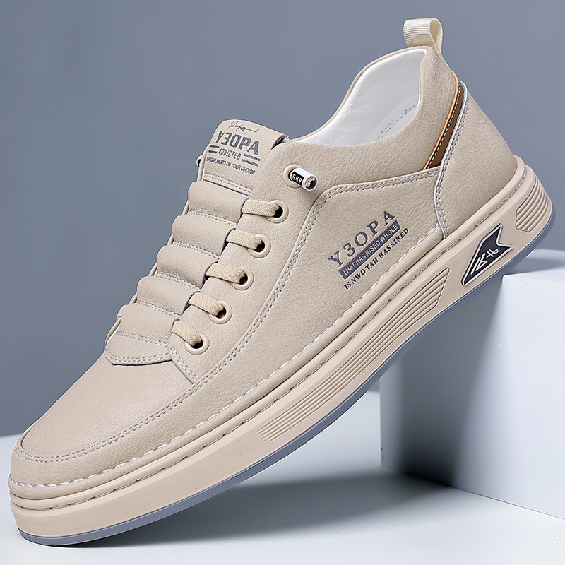 Zapatos de skate para hombres primavera 2026 nuevos zapatos de cuero transpirables deportivos casuales para hombres moda juvenil zapatos blancos para hombres