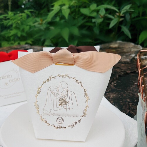 Korean-style gift box wedding congratulations candy box with logo printed decorative gift packaging box candy box