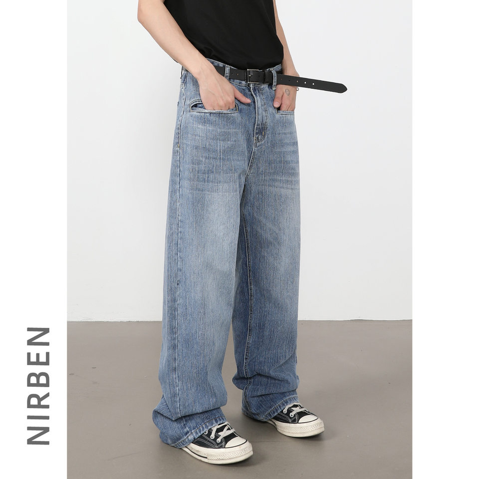 Quần jeans nam ống rộng suông thẳng túi trước họa tiết vân tre — màu xanh