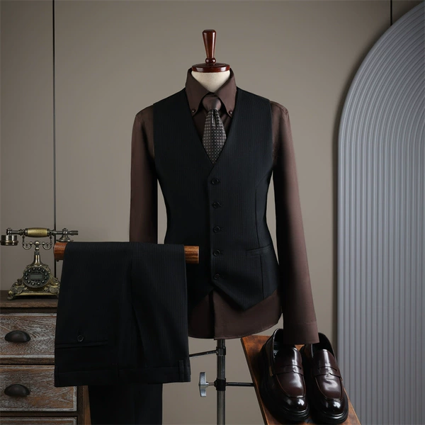 Black (single row vest)