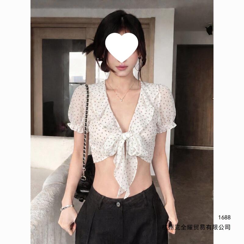 White floral print chiffon short-sleeve shirt for women, summer design, waist-cinching, pure and sexy, cropped top White floral print chiffon short-sleeve shirt for women, summer design, waist-cinching, pure and sexy, cropped top