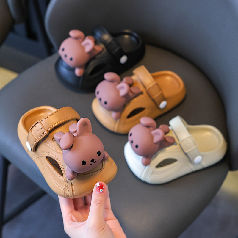 Zapatos con agujeros para niños verano nuevo estilo bebé hogar niños antideslizantes niñas sandalias y pantuflas niño interior niño antideslizante
