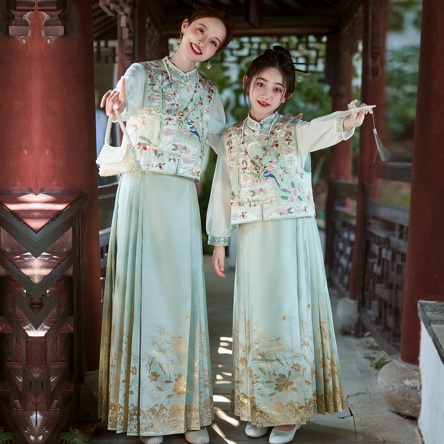 女童织金马面裙套装2025秋冬装新款古风汉服新中式母女亲子装礼服