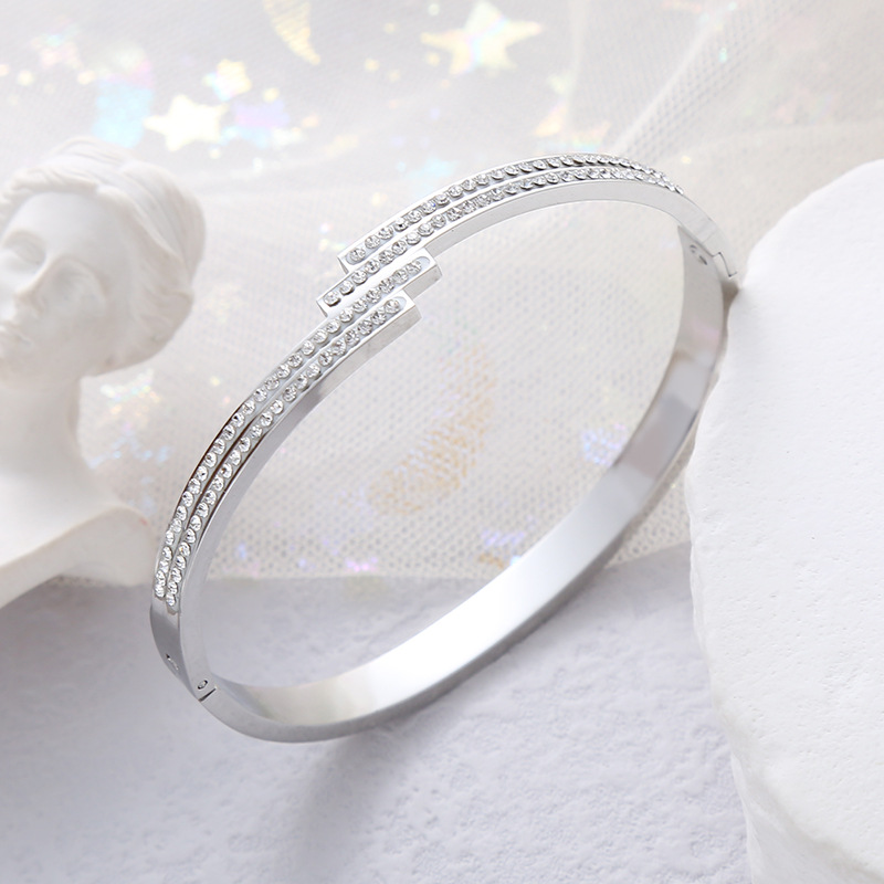 Geometric Pattern Women'S Gender Asymmetrical, Inlay Design Basic Classic Style Commute Geometric Stainless Steel Asymmetrical Inlay Zircon Bangle