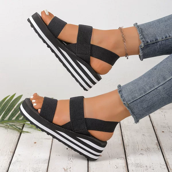 Thick-Soled Sandals for Women, Cross-Border Black and White Summer Fashion, Soft-Soled, Lightweight, Comfortable, Outdoor Wear, Women's Sandals with Faux Hemp Rope