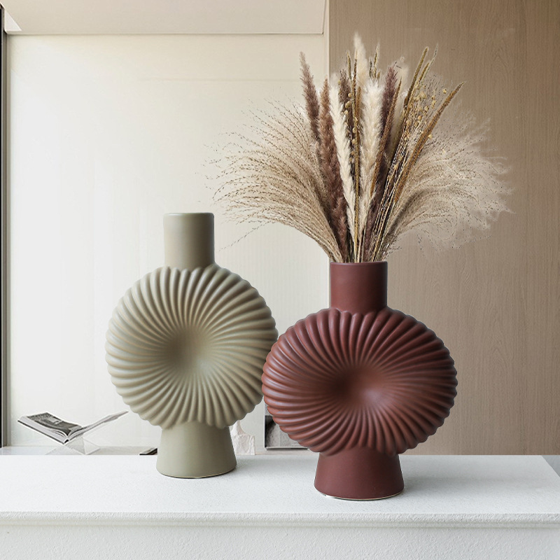 Nordic Entry Luxury Striped Ceramic Vase Ornaments Creative Irregular Flower Insert Home Living Room Flower Arranging Decorations