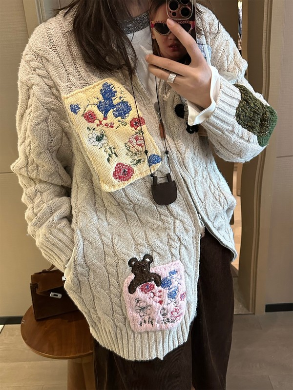 重工刺绣贴布翻领麻花毛衣外套女秋冬新款宽松复古拉链针织开衫厚|undefined