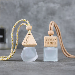 Car-mounted sandalwood scented oil bottle hanger, empty bottle essential oil aromatherapy bottle beech wood lid car decoration car ornament pendant