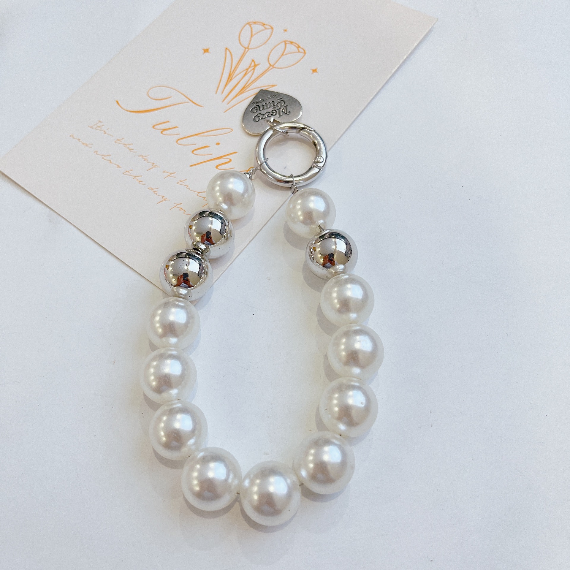 Japón y Corea del Sur color ins hecho a mano con cuentas flor llavero cordón de muñeca macaron color pétalo cordón de teléfono móvil en stock