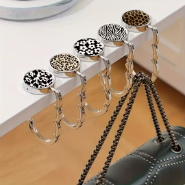 金属工艺品;其他箱包配件