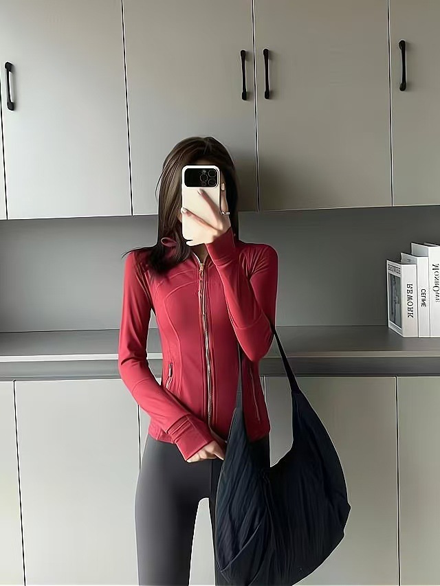 버건디 골드 지퍼 재킷