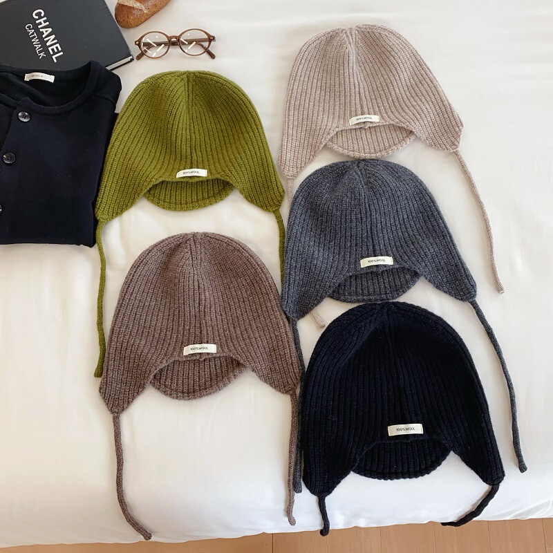 25 Autumn and Winter/100% Wool Wool Hood Knitted Hat Retro Long Braid Ear Protection Hat Loose Rollable Woolen Hat