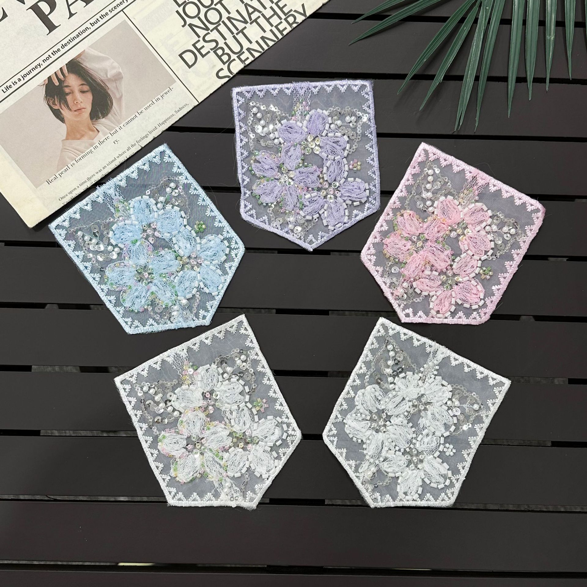 Nueva moda de agua bordada flor de tela pegada pentagonal bolsillo decoración pegada jeans ropa accesorios comercio exterior