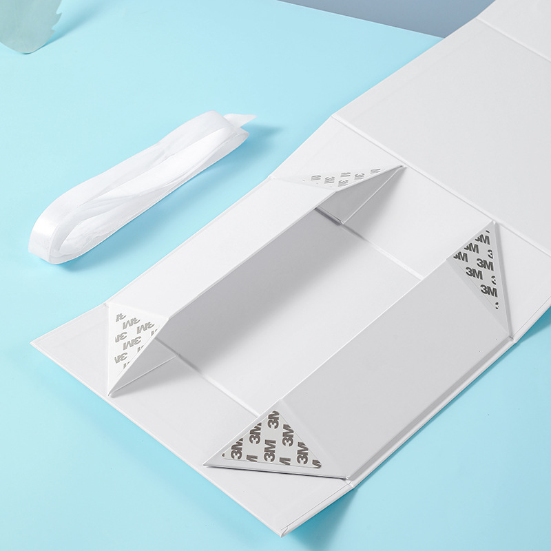 Caja de regalo plegable con lazo de una pieza para el Día de San Valentín, caja de regalo simple para cumpleaños, caja de embalaje para regalo, producto de venta caliente transfronterizo.