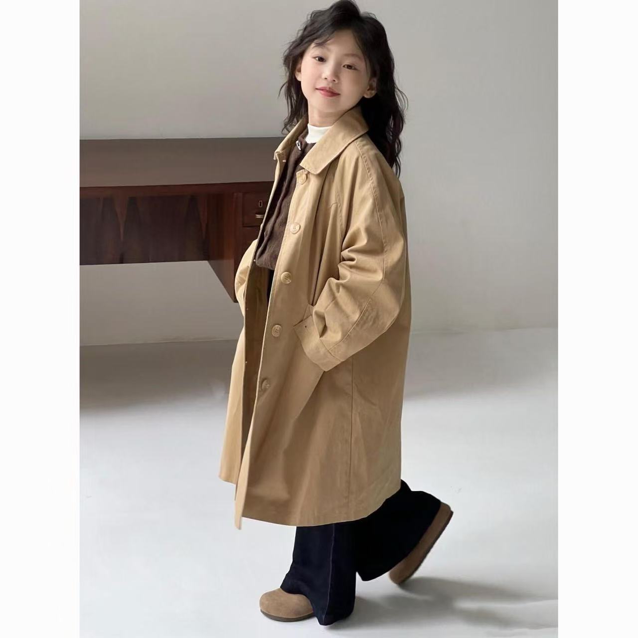 Primavera y otoño de las niñas nuevas niñas estilo extranjero primavera de moda estilo británico niñas chaqueta larga abrigo